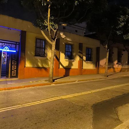 Karim Hostel Guatemala City Екстер'єр фото