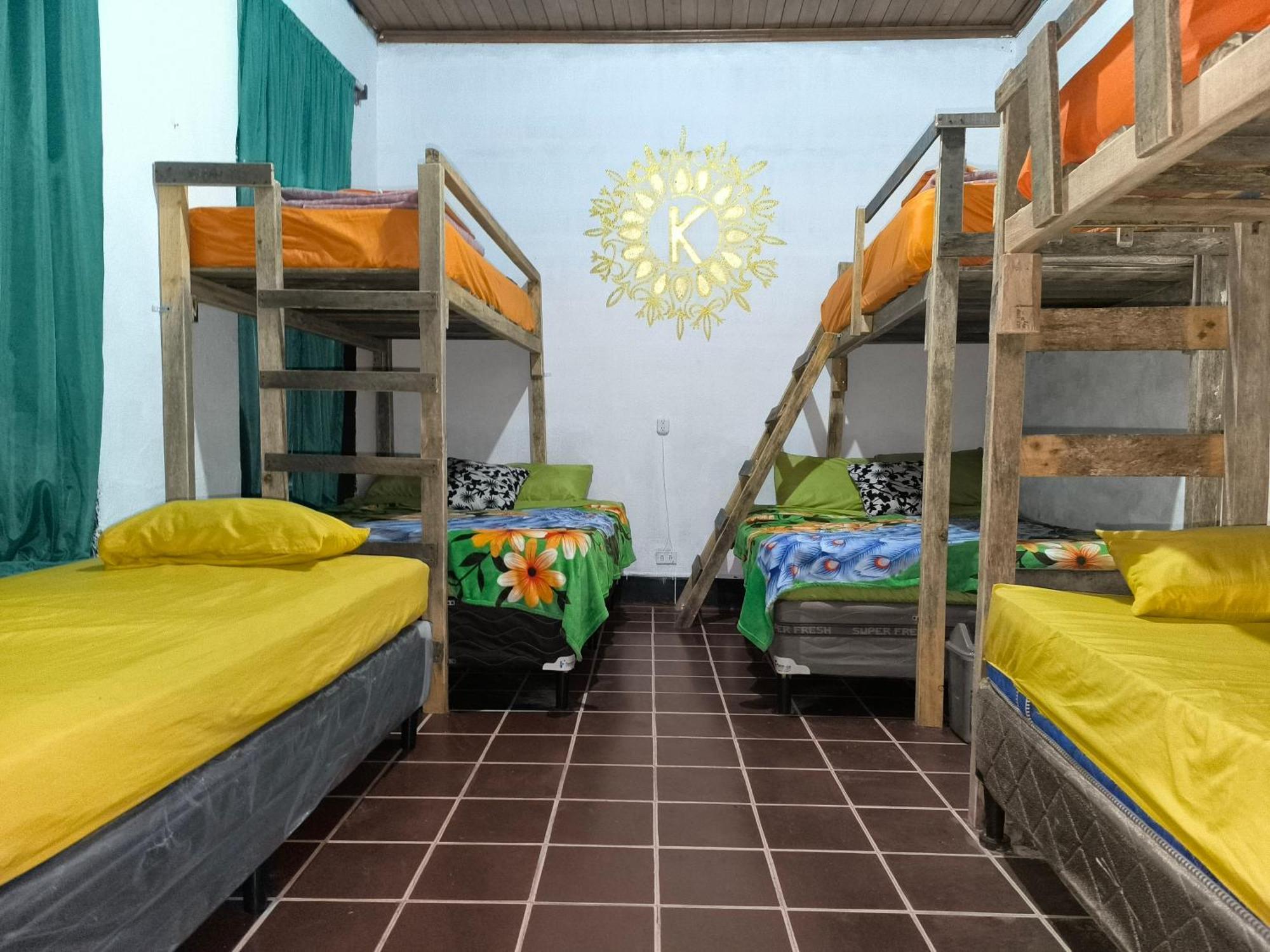 Karim Hostel Guatemala City Екстер'єр фото