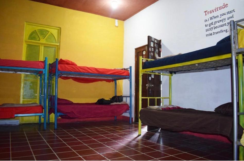 Karim Hostel Guatemala City Екстер'єр фото